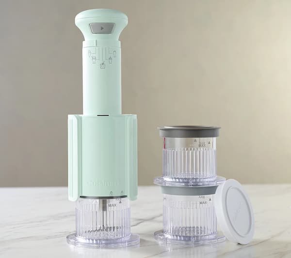 *RARE* Cuisinart FastFreeze Frozen Treat Maker only $81.08 shipped (Reg. $120!)