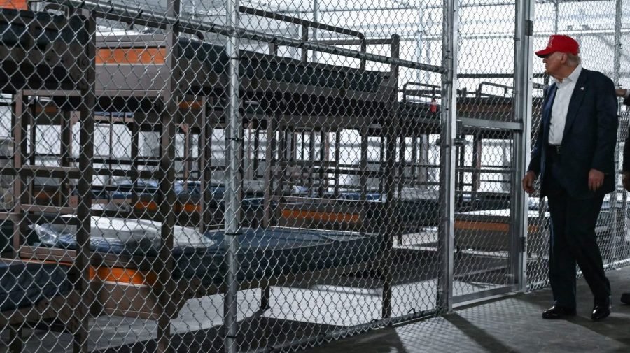 Judge temporarily suspends 'Alligator Alcatraz' construction