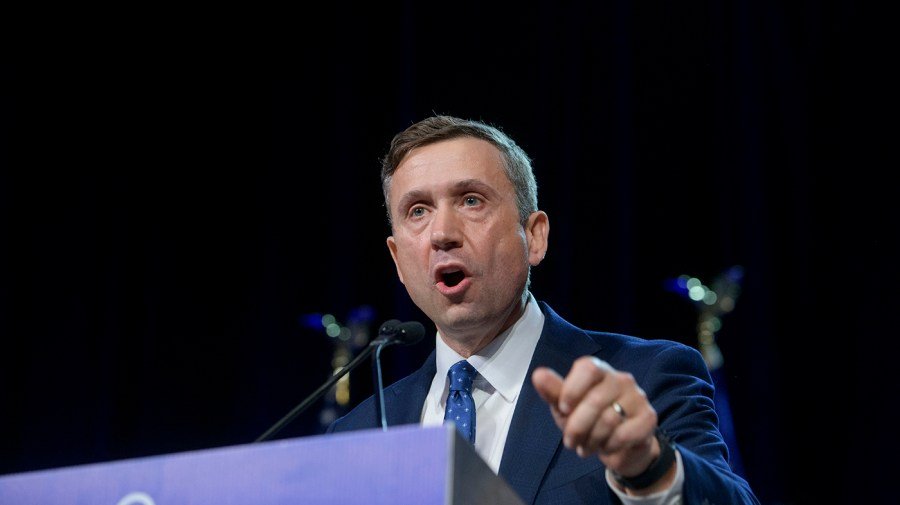 DNC chair withdraws Gaza resolution, calls for task force to 'move forward united'