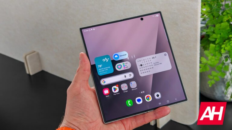 Galaxy Z Fold 7 Survived 200,000 Folds… But Not Without a Few Bumps