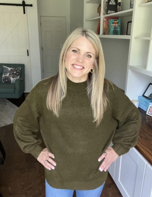 Women’s Long Sleeve Casual Oversized Pullover only $13.49!