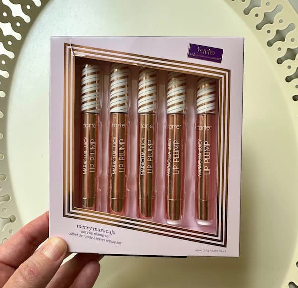 Tarte Maracuja Juicy Lip Balm 5-Piece Set only $39.98 shipped! ($135 Value!!) {Today Only}