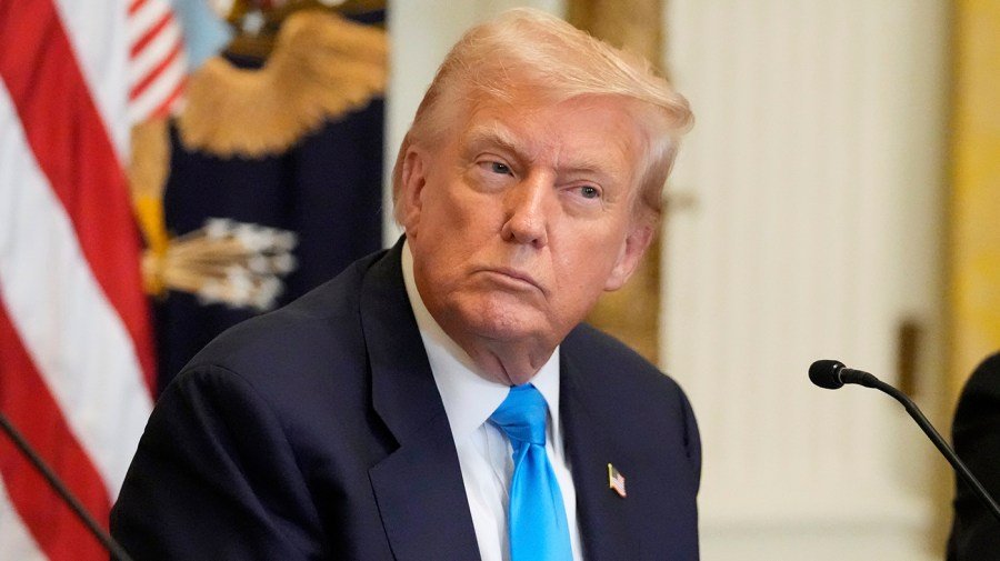 Republicans reject Democrats' amendment to block Trump from taking Qatari jet after presidency