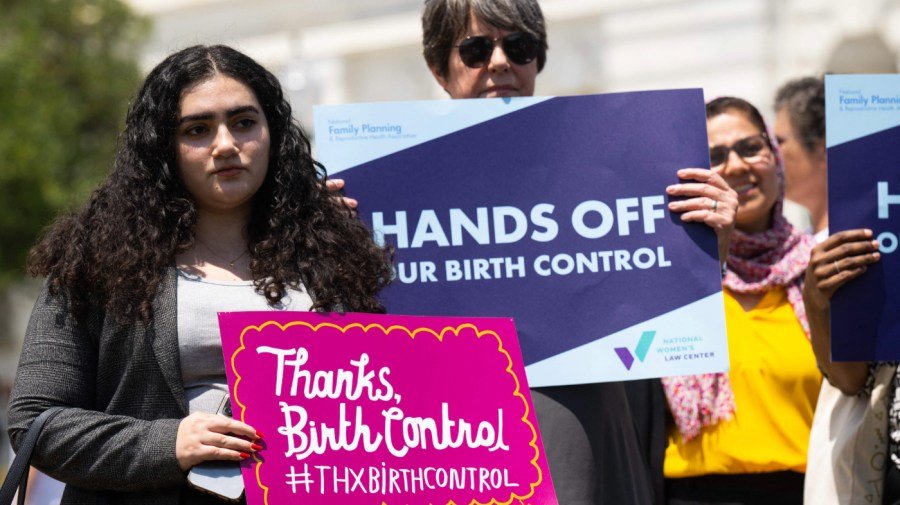 Federal judge blocks Trump administration's broad birth control mandate exemptions