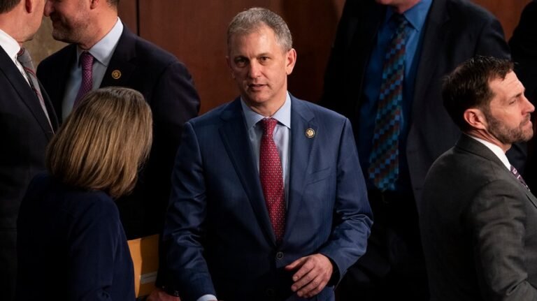 Democrats bash Trump, GOP over disappointing jobs report: ‘Awful’ 