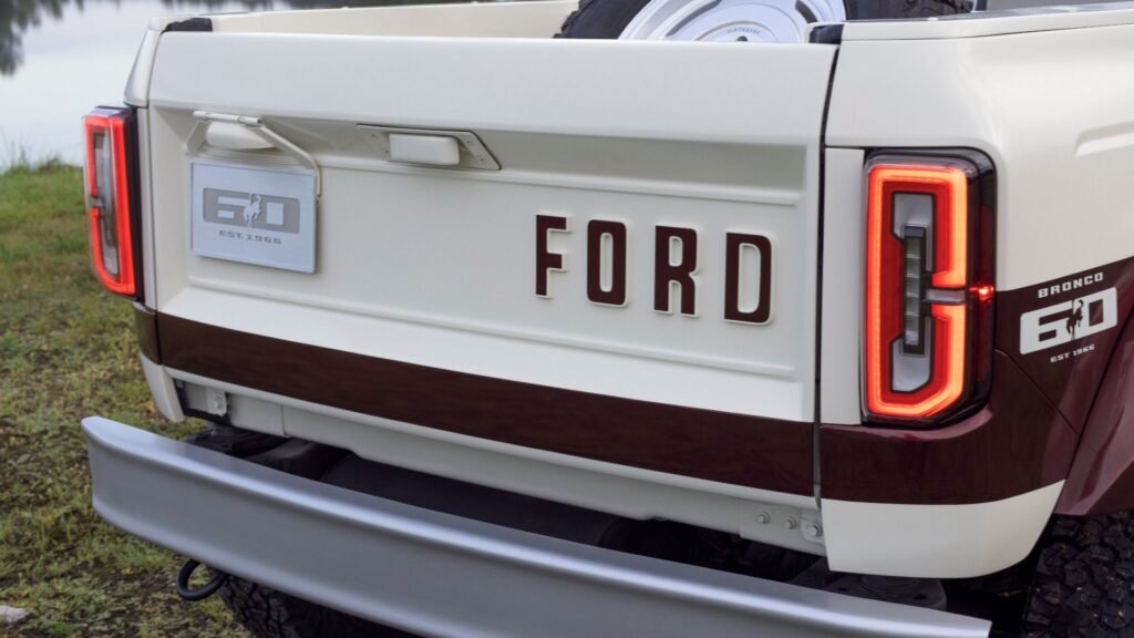 Ford Needs To Put This Manual-Equipped Bronco Concept Into Production