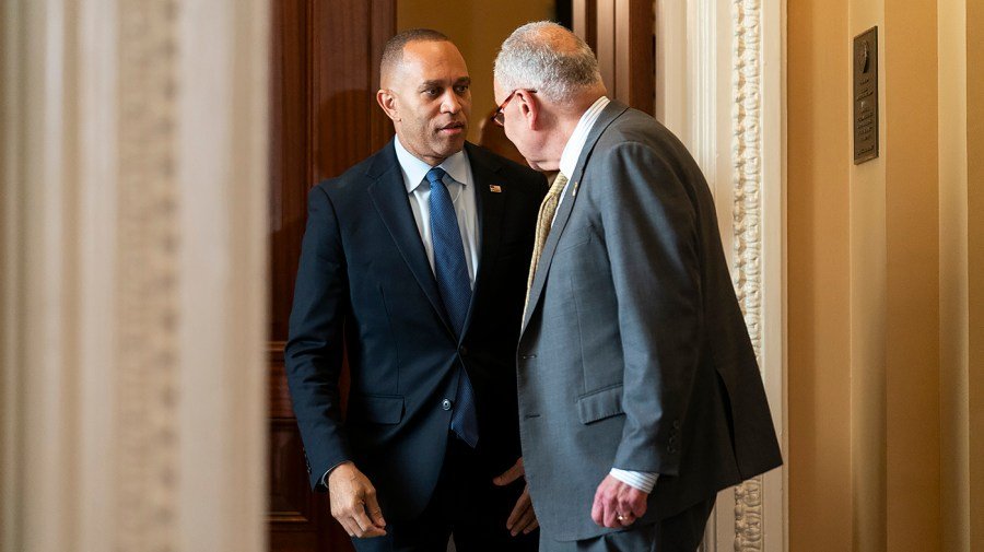 Many Democrats see party as 'weak,' 'ineffective': Survey