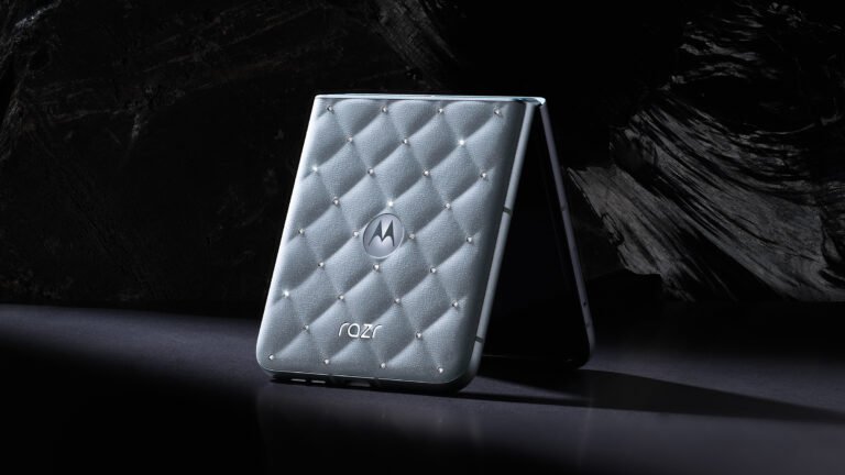 Motorola Razr 2025 gets a Swarovski treatment but without the sticker shock