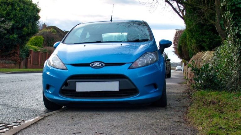Should pavement parking be banned in the UK? Motorists (surprisingly) say yes