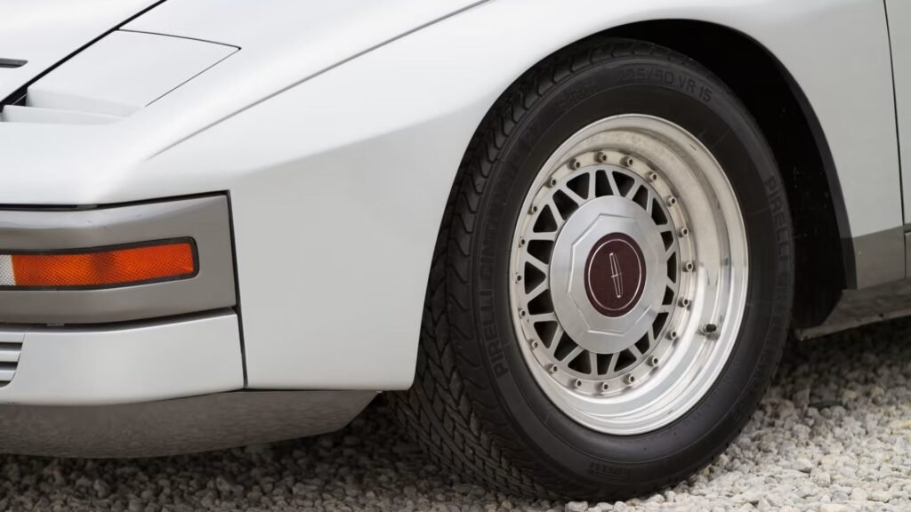 The Lincoln Quicksilver Imagined A Futuristic Sedan That Never Happened