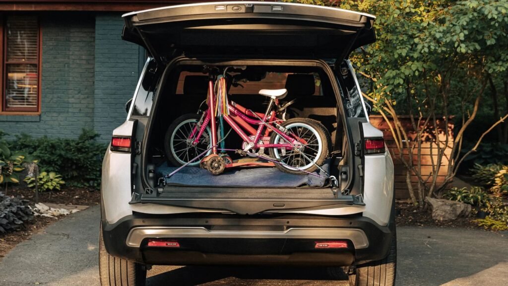 Rivian Patent Shows A Trick Multifunction Tailgate For Trucks And SUVs