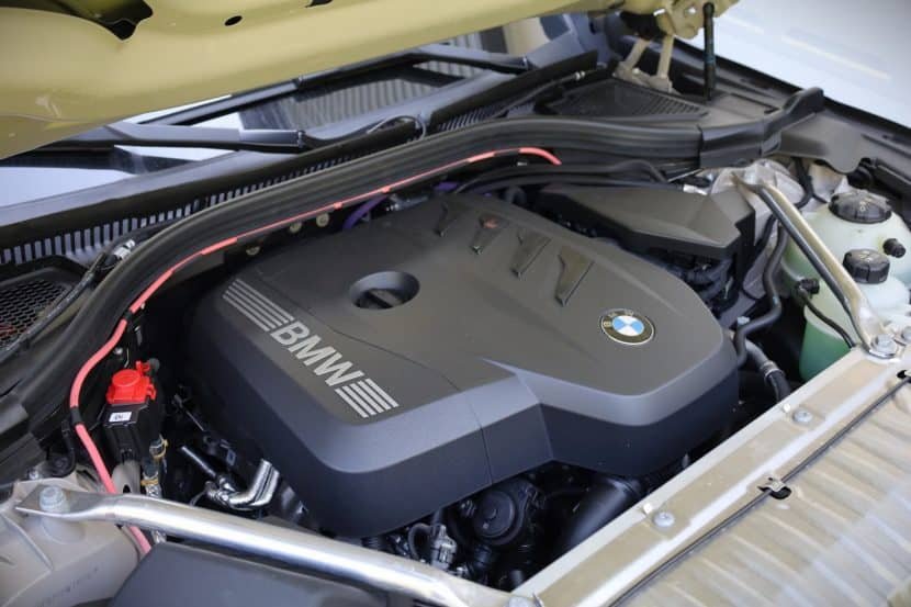 Mercedes Denies It Will Use BMW Engines