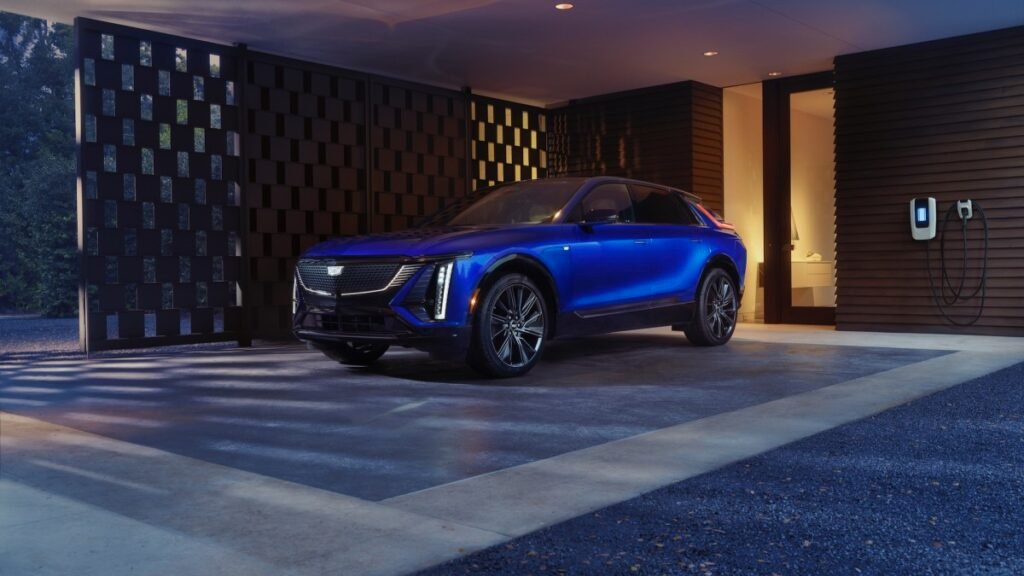 GM Cuts EV Production as $7,500 Tax Credit Expires This Month