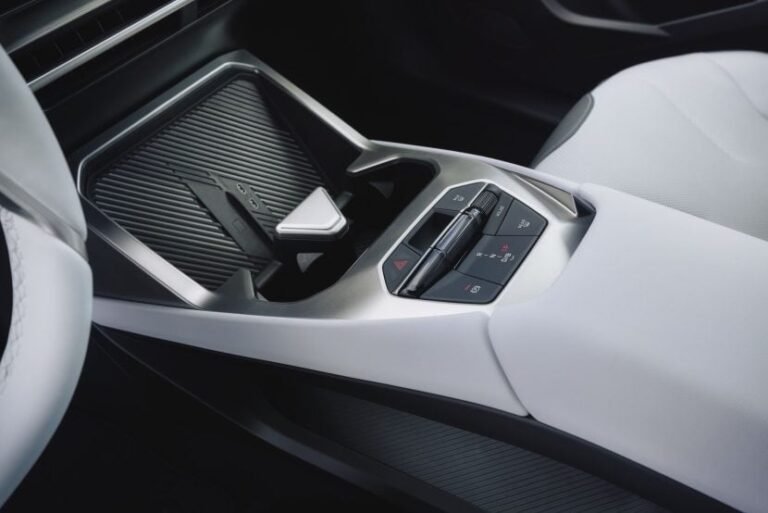 All the Reasons BMW Got Rid of the iDrive Controller for the iX3 and iDrive X