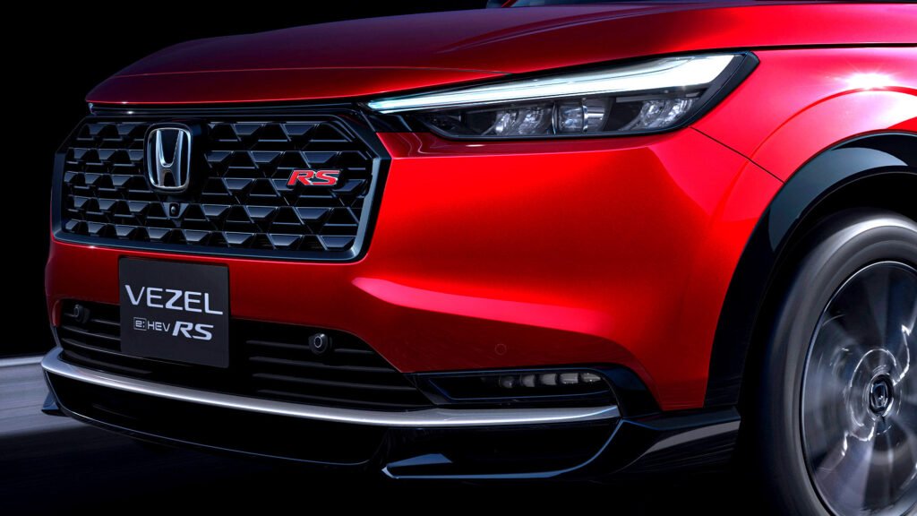 Honda’s Vezel RS Still Can’t Outrun A Prius But Now It Fits In Tiny Garages