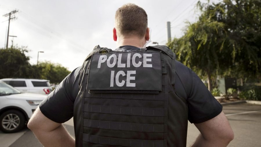 1 person dead, 2 wounded in Dallas ICE facility shooting: Police