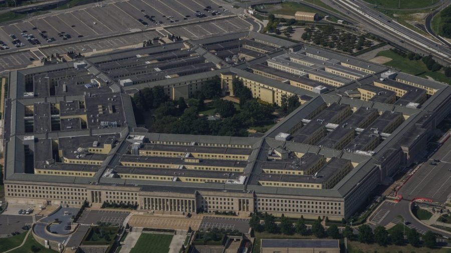 US deploying 10 fighter jets to Puerto Rico for drug cartel fight