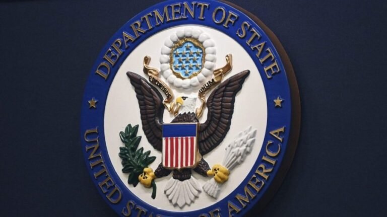 US suspends visas for most Palestinian passport holders: Reports