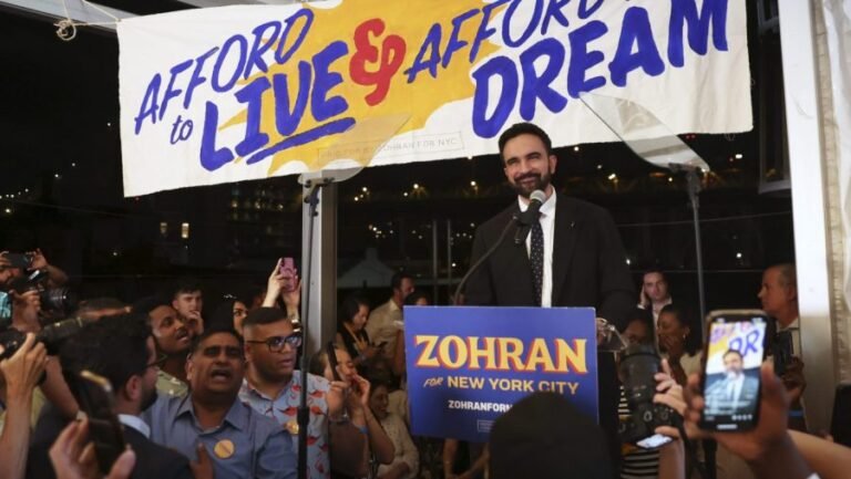 Democratic disarray opens door to socialism 