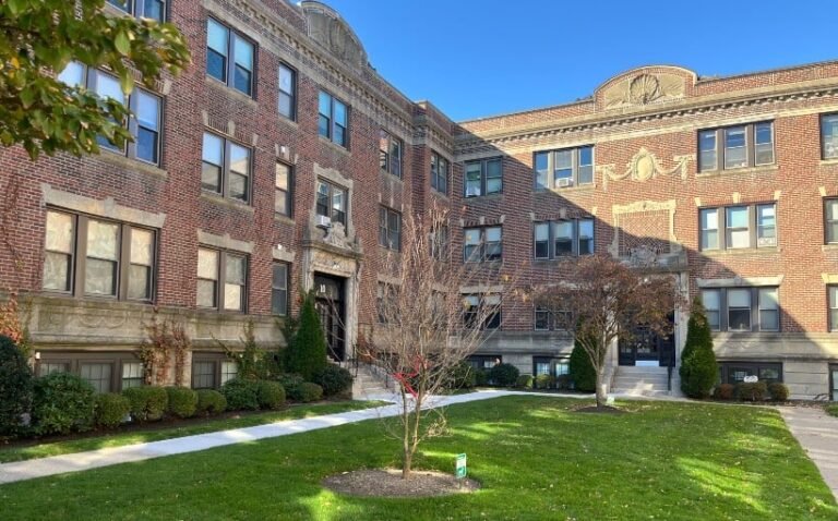 Hunneman Closes Sale of Coolidge Corner Apartments