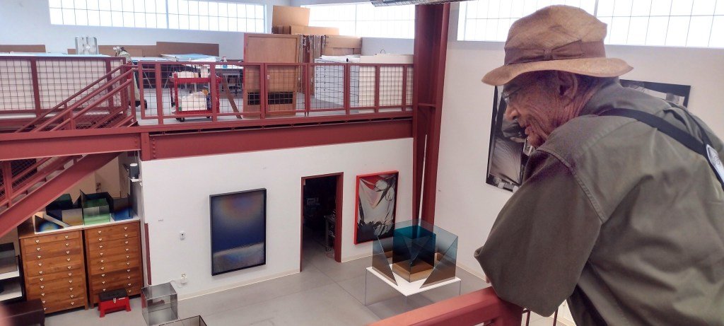 Larry Bell’s Art Through the Looking Glass 