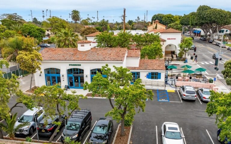 Hanley Sells Café-Only Starbucks Prototype in Santa Barbara