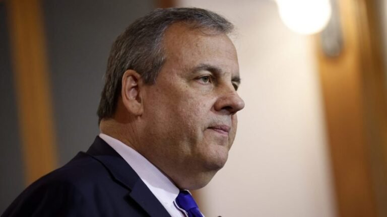 Chris Christie: RFK Jr. a 'joke'