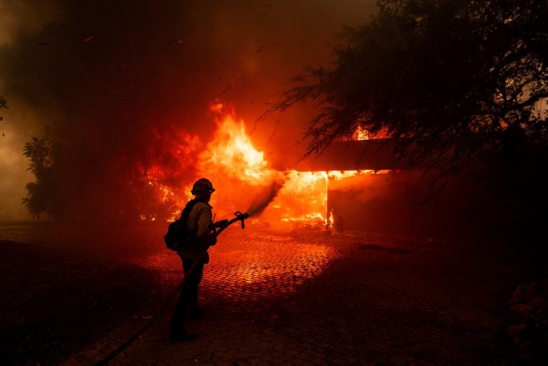 1 in 4 homes face 'severe or extreme' climate risks, study finds