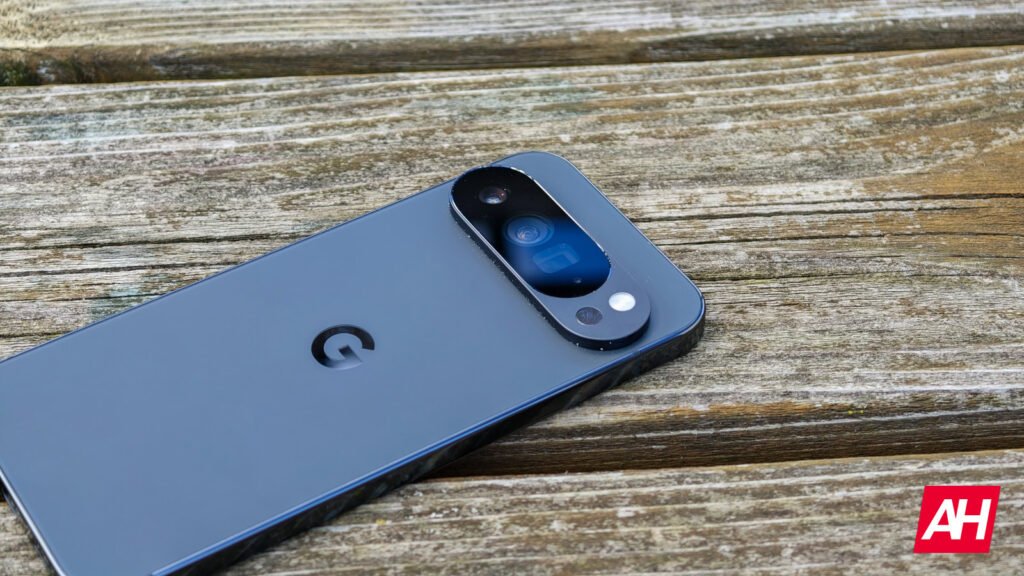 Pixel 10 Owners Swapped Broken Units… and Got Phones With SIM Slots