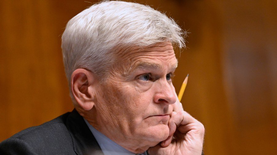 Cassidy calls on RFK Jr. to publicly support whooping cough vaccine amid outbreak