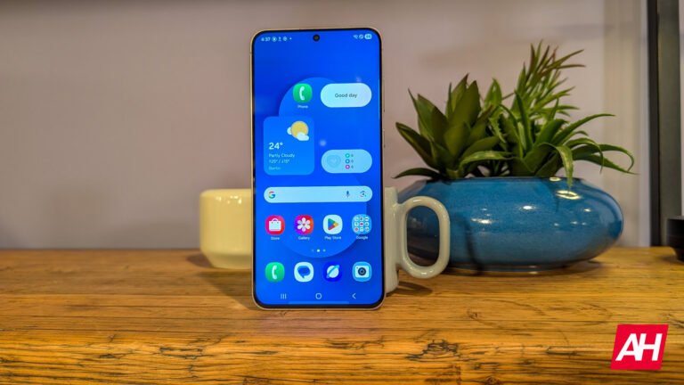 Galaxy S25 Gets One Last Tune-Up Before One UI 8 Stable Update Drops