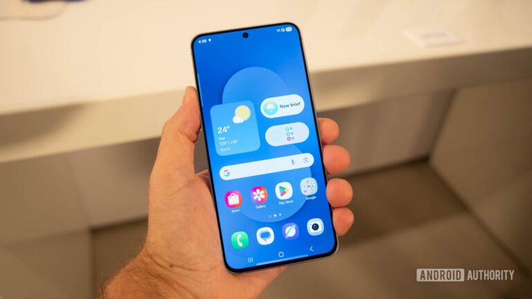 No, the Galaxy S25 FE doesn’t have this key security upgrade