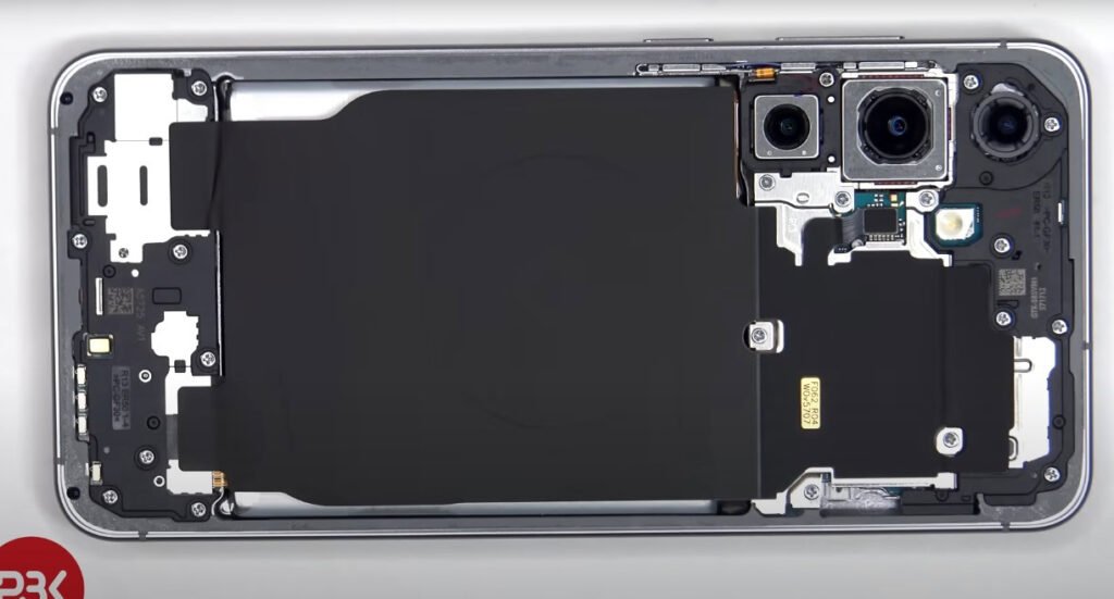 The Galaxy S25 FE Is Easier to Repair Than The Galaxy S24 FE