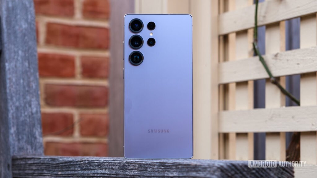 The Samsung Galaxy S25 Ultra $300 off, but only in these two colors