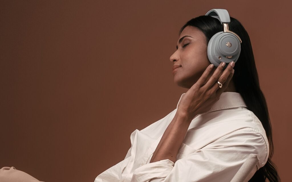 SteelSeries taps into audiophile territory with the Arctis Nova Elite