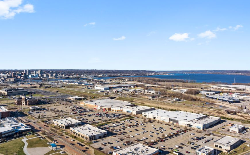 JLL Brokers $21M Sale of 137K-SF Retail Center in East Peoria