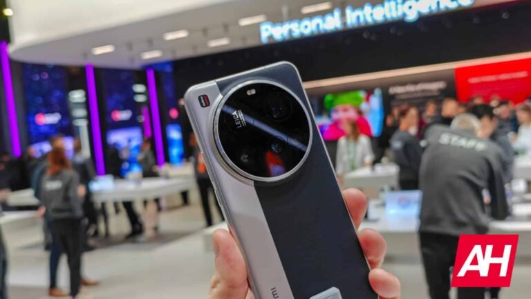 Xiaomi Ousts Top Exec for Leaking Secrets, He Denies Selling Info