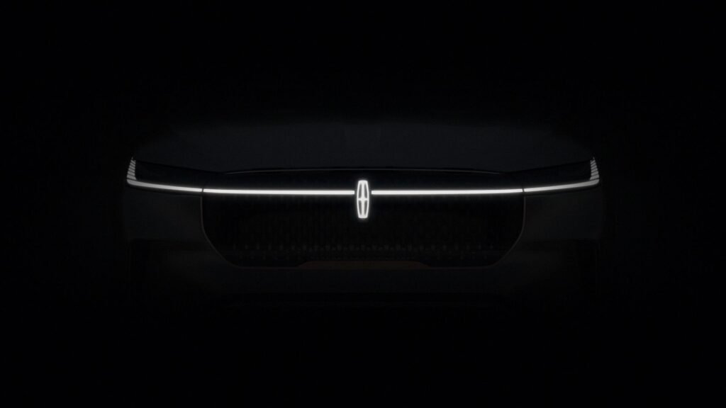 Lincoln Planning New Three-Row Crossover To Replace Canceled EV: Report