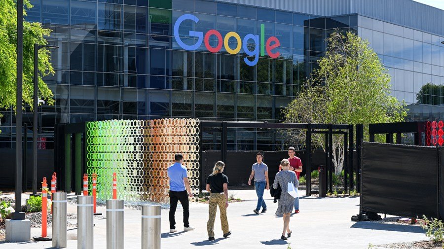 Google holds on to Chrome browser: What to know