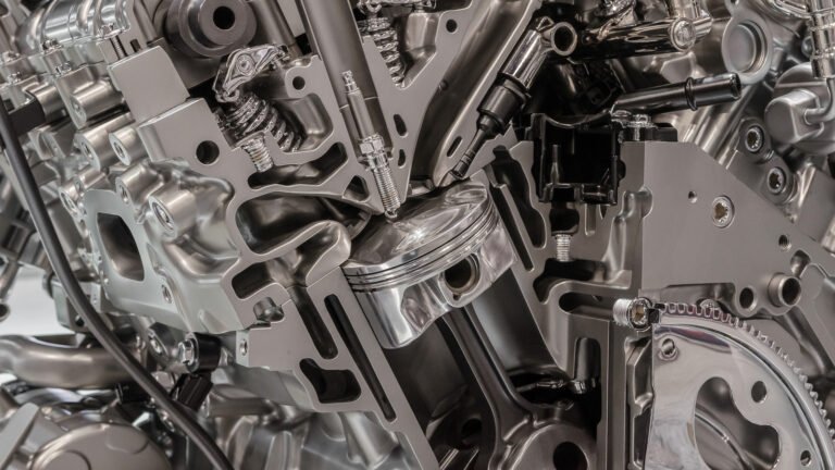 Who Built The First V6 Engine, And What Car Got It?