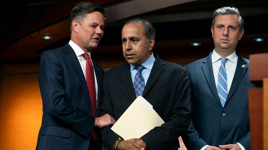 Democrat warns against Chinese peacekeepers in UkraineĀ