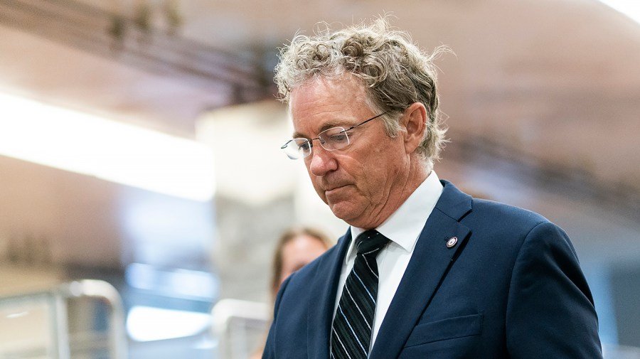 Paul slams Vance's 'despicable' comments about alleged drug boat strike