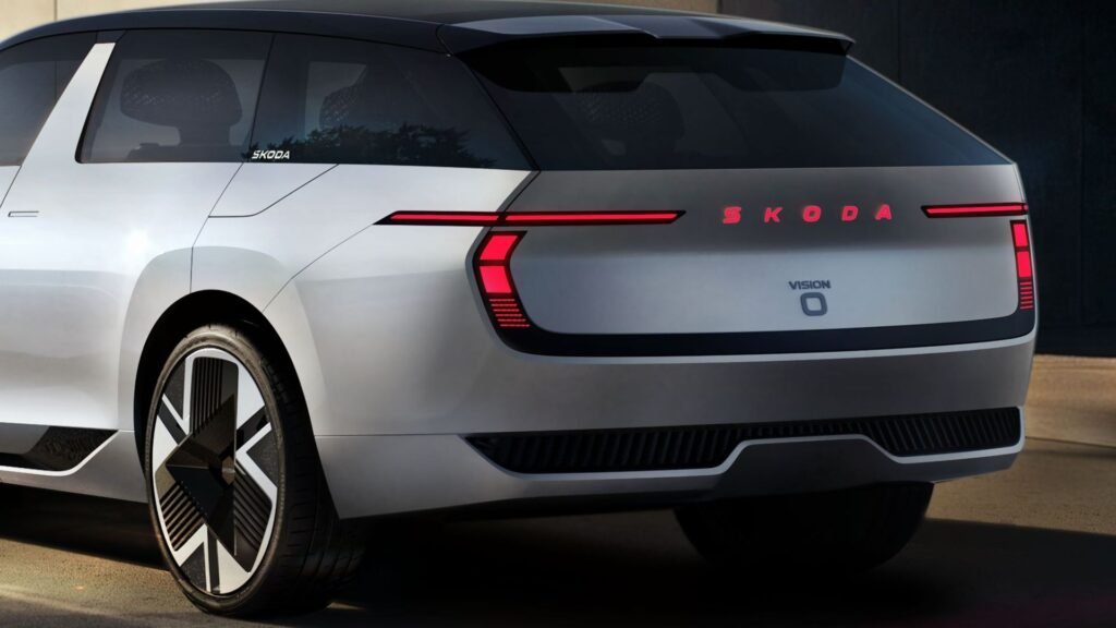 Skoda Vision O Concept Debuts At IAA Mobility, Previews Future Wagon