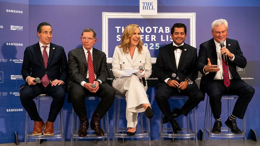 Lawmakers tout bipartisan spirit of staff work