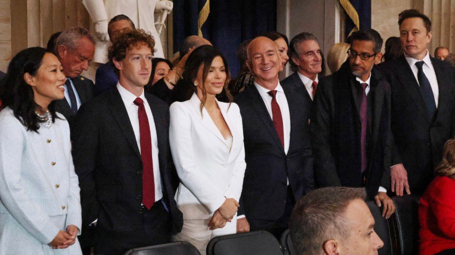 Trump H-1B plan stuns Silicon Valley