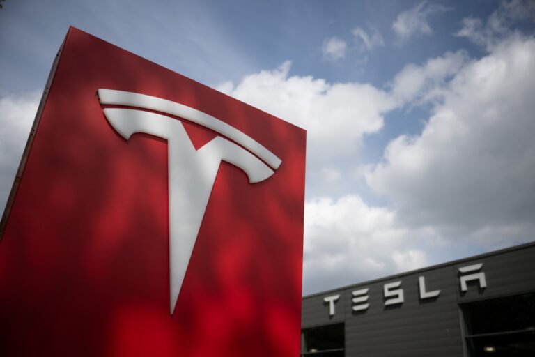 Tesla Just Learned a $183 Million Lesson in Latest Gamble-Gone-Wrong