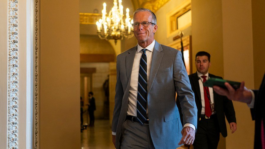 Senate GOP narrowly defeats amendment directing Justice Department to release Epstein files