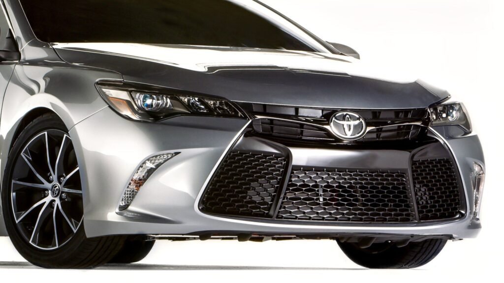Toyota Once Built A Camry With An 850-HP Land Cruiser Engine