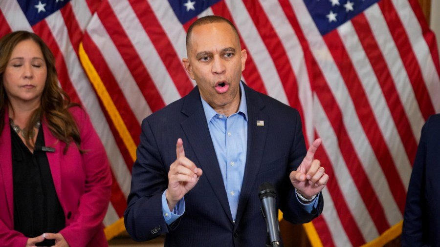 Charlamagne Tha God says Jeffries sounds like 'Chuck E. Cheese Obama'