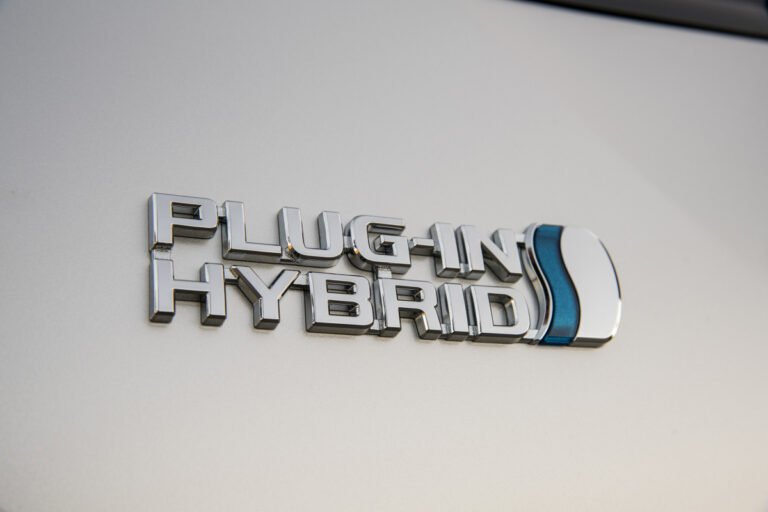 New Study Says Plug-In Hybrids Are Much Dirtier Than Claimed